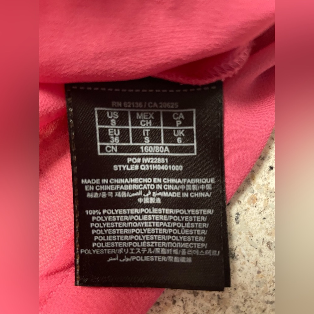 Guess Womens Tank top Pink Silk Collared Button up -Sz S - Picture 8 of 10